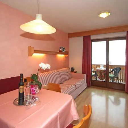 Sas Vanna Aparthotel