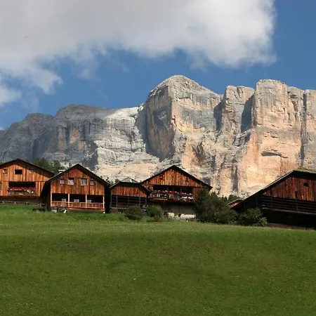 Sas Vanna 2* La Villa (Trentino Alto Adige)
